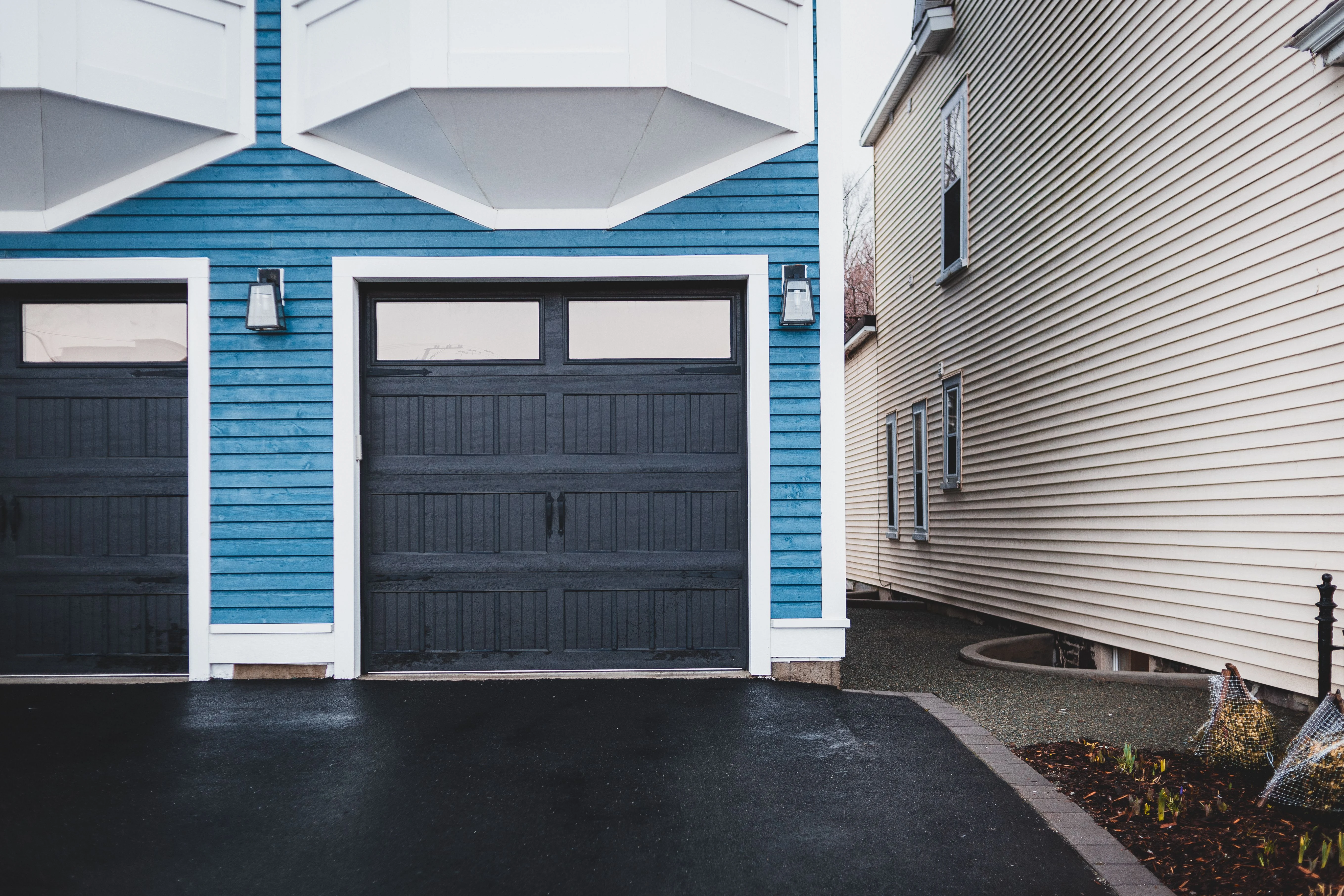 Residential garage door in Sun Lakes